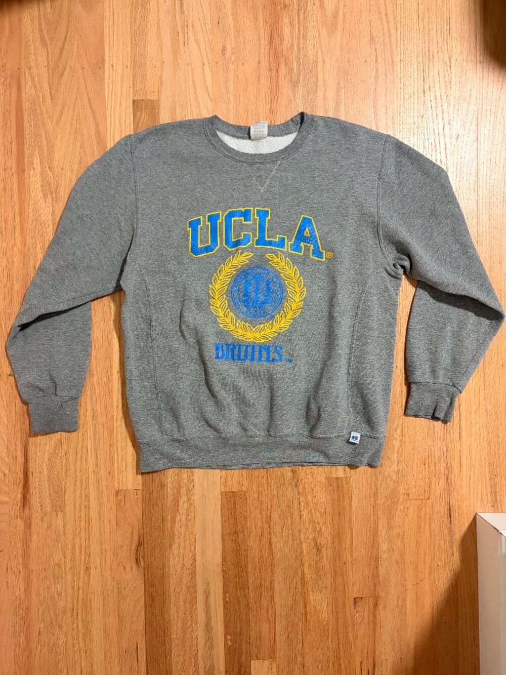 Vintage Vibe Russell Athletic UCLA Bruins Crewneck Sweatshirt - Size Large